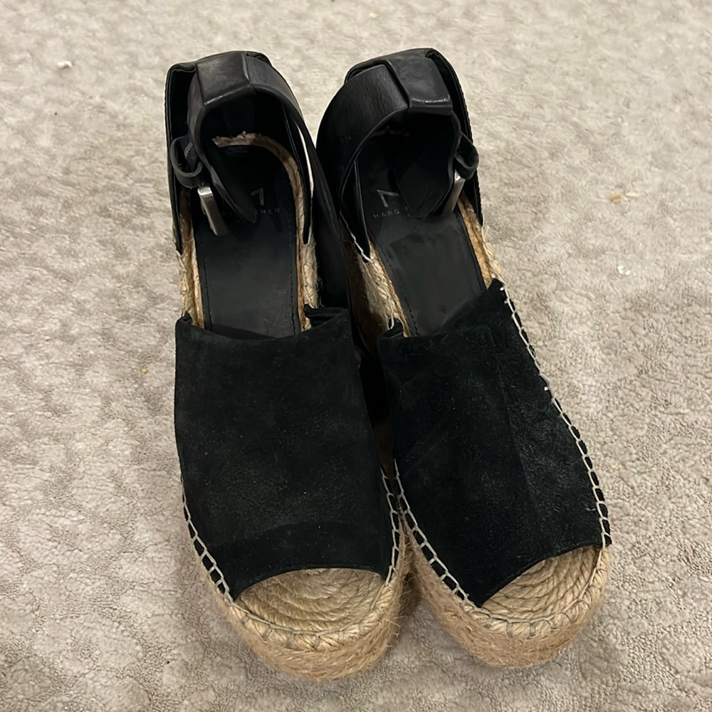 Black Marc fisher 7 wedges